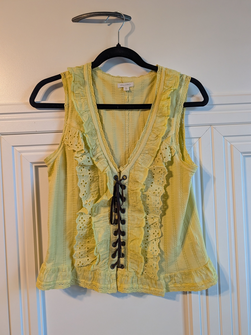 Pilcro Light Yellow Eylet Ruffle Lace-Up Tank- Size M